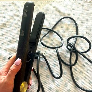 HSI Hair Straightener
